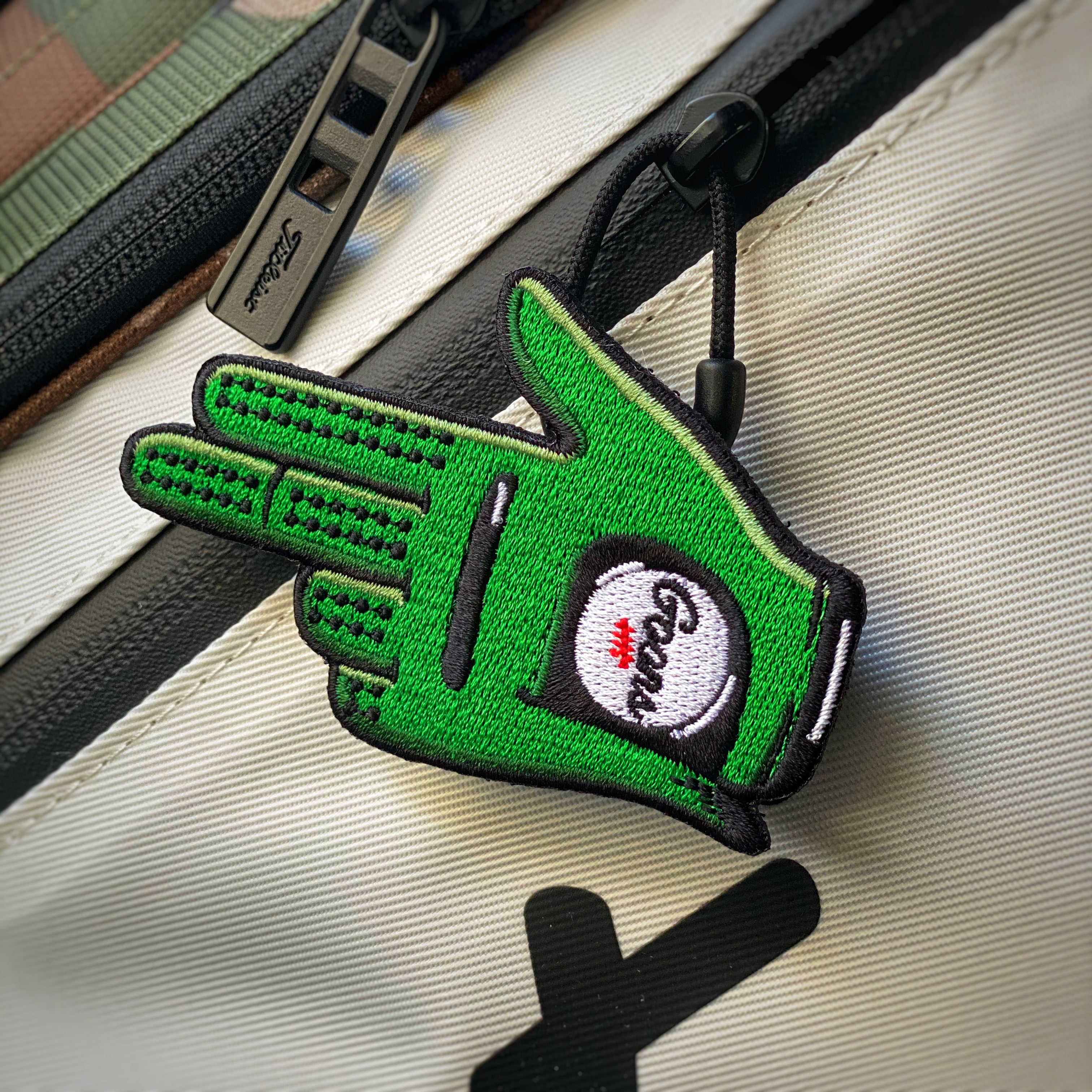 Shooter Hand Green Golf Glove Patch